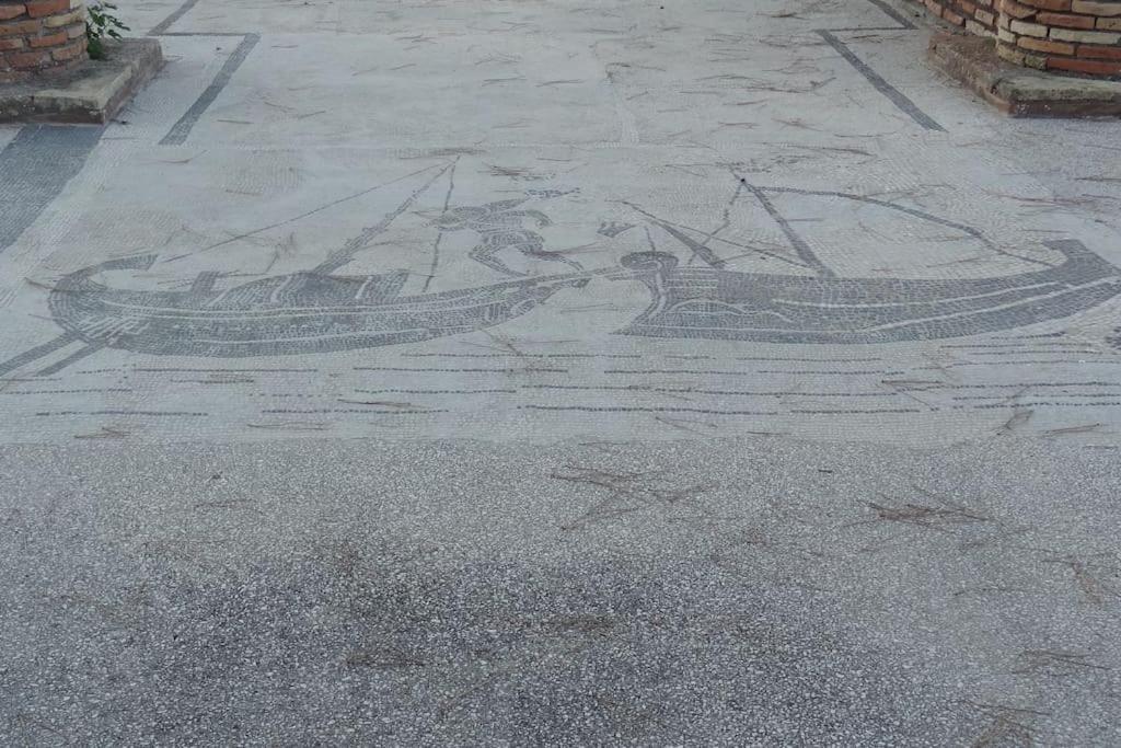 Private Under The Lemon Tree In Ostia Antica Villa Esterno foto