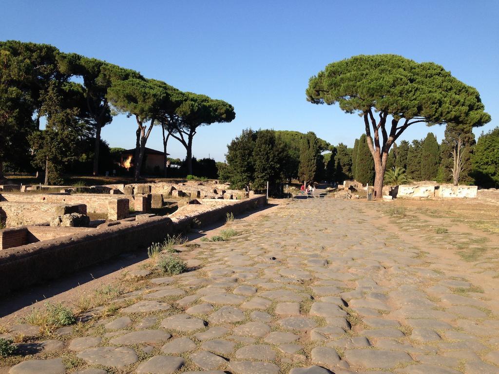 Private Under The Lemon Tree In Ostia Antica Villa Esterno foto